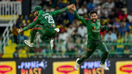 ক্রিকেটে নতুন প্রতিভা