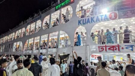 ৩ লঞ্চে ১৫ হাজার নেতাকর্মী নিয়ে পটুয়াখালী থেকে সমাবেশের পথে জামায়াত ইসলামী জামায়াত ইসলামী