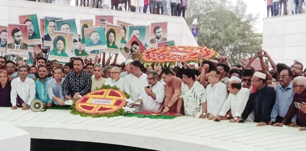 গত ১৭ বছরে তারেক রহমানের বিরুদ্ধে দুর্নীতি প্রমাণ করা যায়নি: নজরুল গত ১৭ বছরে তারেক রহমানের বিরুদ্ধে দুর্নীতি প্রমাণ করা যায়নি: নজরুল
