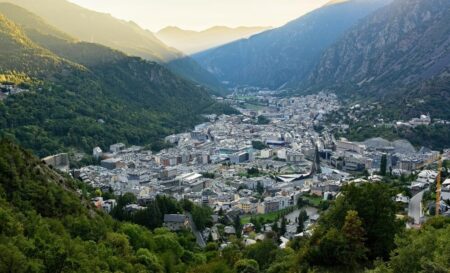 নিরাপদ দেশের তকমা