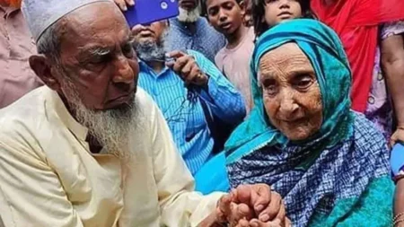 বাবা-মায়ের সঙ্গে সম্পর্ক উন্নয়ন