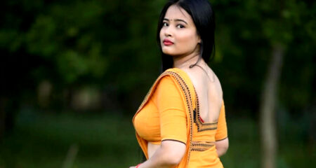 কোন জিনিস মেয়েদের মধ্যে সহজেই ঢুকিয়ে দেওয়া যায় মেয়ে