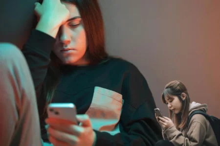 মোবাইল ফোনে আসক্তি কমানোর কৌশল