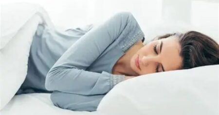 রাতে ভালো ঘুমের জন্য করণীয়: সহজ টিপস রাতে ভালো ঘুমের জন্য করণীয়