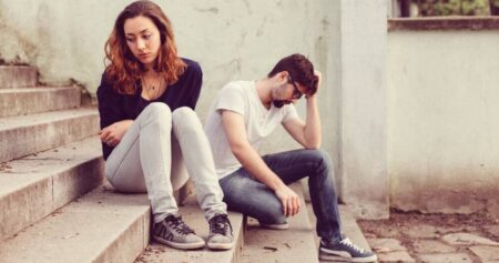 সম্পর্ক ভেঙে গেলে কী করবেন: নতুন শুরুতে পথনির্দেশ সম্পর্ক ভেঙে গেলে কী করবেন