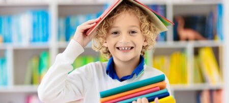 স্কুলে বাচ্চাদের প্রেরণা দেওয়ার সহজ কৌশল: একটি আলোকিত ভবিষ্যৎ গড়ার হাতিয়ার স্কুলে বাচ্চাদের প্রেরণা