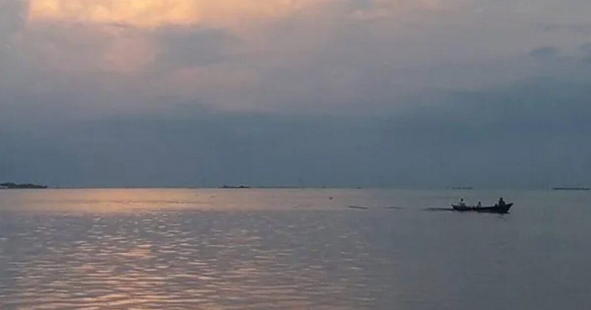 হাওরের বুকে সমুদ্রের