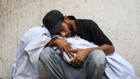 ২৬ দেশের প্রতিবাদে থামছে না ইসরাইলি হামলা, ৭৩ ফিলিস্তিনি নিহত ২৬ দেশের প্রতিবাদে থামছে