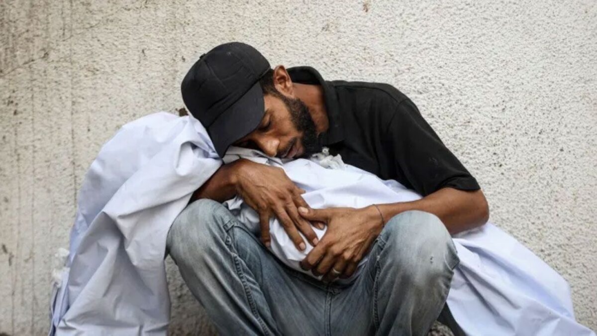 ২৬ দেশের প্রতিবাদে থামছে