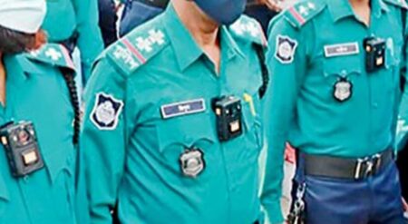 ভোটকেন্দ্রের নিরাপত্তায়