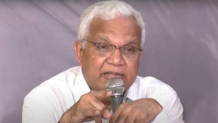 ধমক দিয়ে নির্বাচন বন্ধ