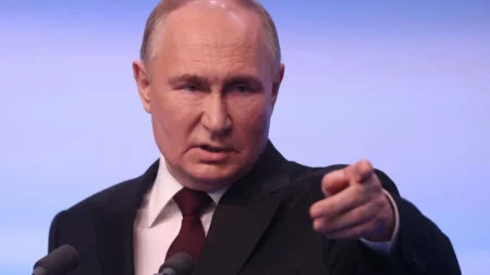 Trump Extends Key Deadline for Putin in Diplomatic Move Russia sanctions