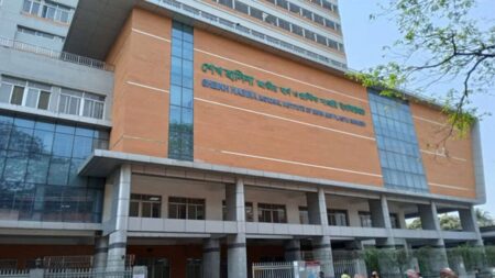 গ্যাস লিকেজে আগুন