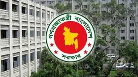 প্রশাসনে তিন স্তরে বড়