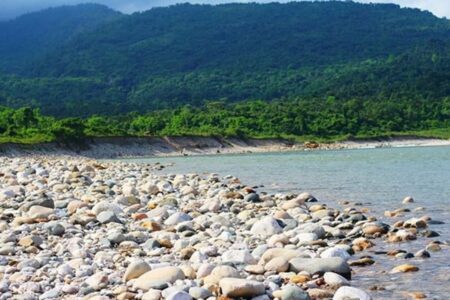 দুদকের তালিকায় সাদা