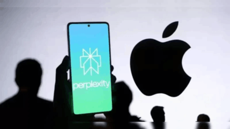 Apple, Samsung Race to Acquire AI Startup Apple, Samsung Race to Acquire AI Startup