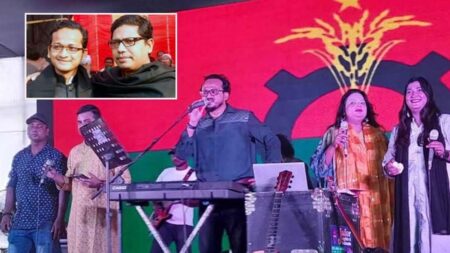 বিএনপির মঞ্চে গান গাইলেন