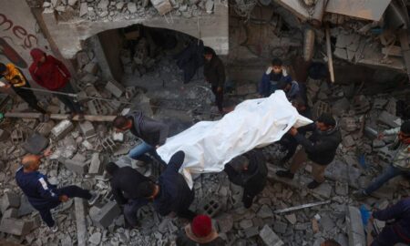 গাজায় ইসরায়েলের নতুন হামলা, নিহতের সংখ্যা আরো ১০০ গাজায় ইসরায়েলের নতুন