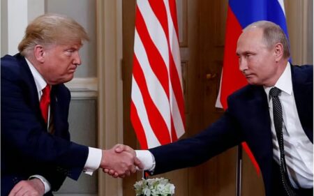 আবার একমঞ্চে ট্রাম্প ও পুতিন? সময় জানা গেল আবার একমঞ্চে ট্রাম্প