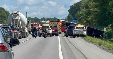 নিউইয়র্কে মর্মান্তিক দুর্ঘটনা, প্রাণ গেল ৫ জনের নিউইয়র্কে মর্মান্তিক