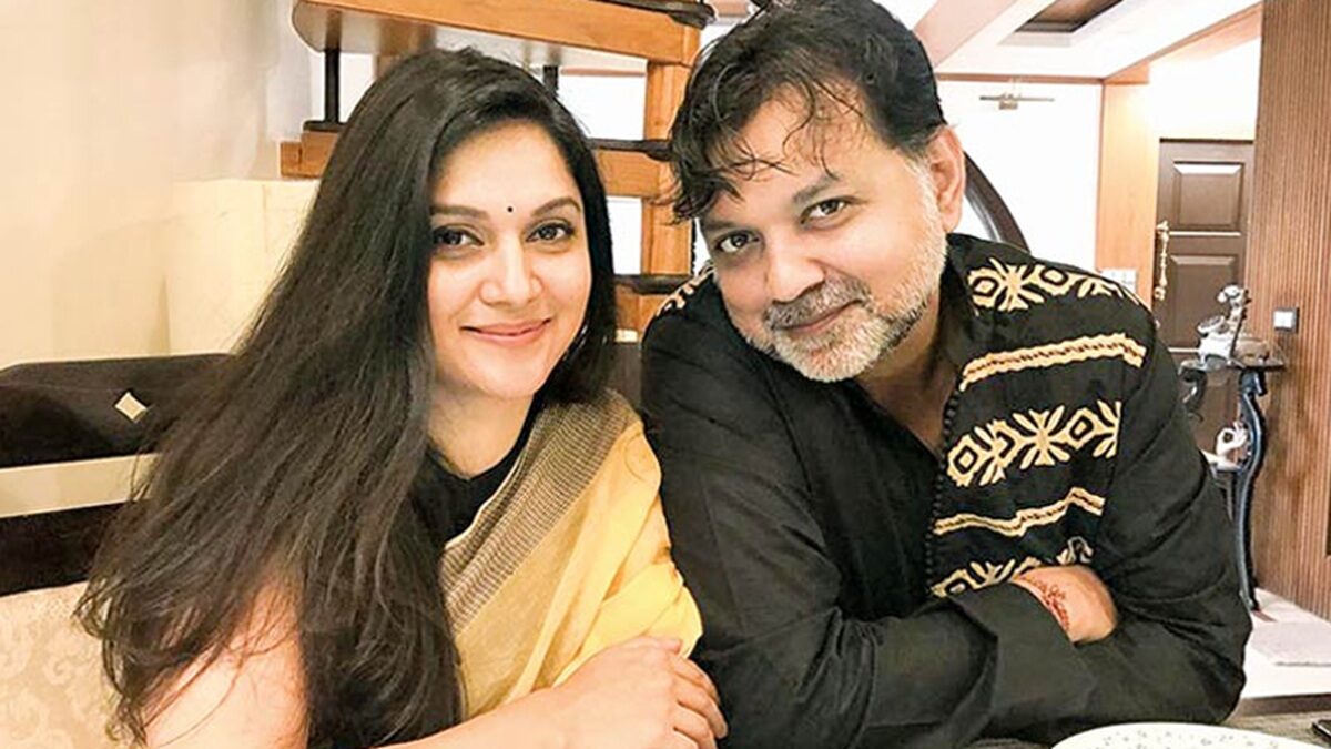 মিথিলাকে নিয়ে সৃজিতের