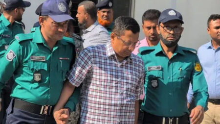 রাজসাক্ষী হিসেবে ট্রাইব্যুনালে সাবেক আইজিপি মামুন রাজসাক্ষী হিসেবে ট্রাইব্যুনালে