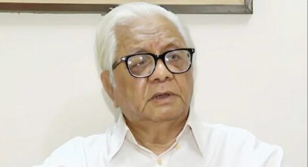 হাসপাতাল থেকে বাসায় ফিরলেন বদরুদ্দীন উমর বদরুদ্দীন উমর