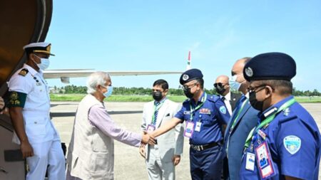 রোহিঙ্গাদের নিয়ে অংশীজন সংলাপে যোগ দিতে কক্সবাজারে পৌঁছেছেন প্রধান উপদেষ্টা রোহিঙ্গাদের নিয়ে অংশীজন