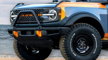 Ford Bronco Silver Lake