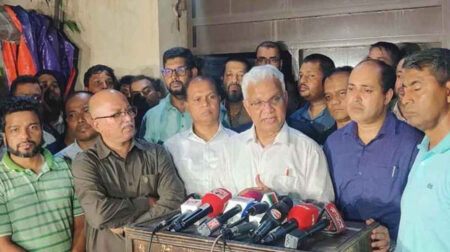 খালেদা জিয়ার শারীরিক অবস্থা স্থিতিশীল রয়েছে : ডা. জাহিদ DR