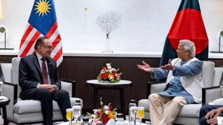 প্রধান উপদেষ্টার মালয়েশিয়া সফরে ৫ সমঝোতার সম্ভাবনা DR Yunus