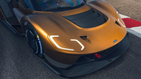 Final Ford GT Auction as Bidding Heats Up