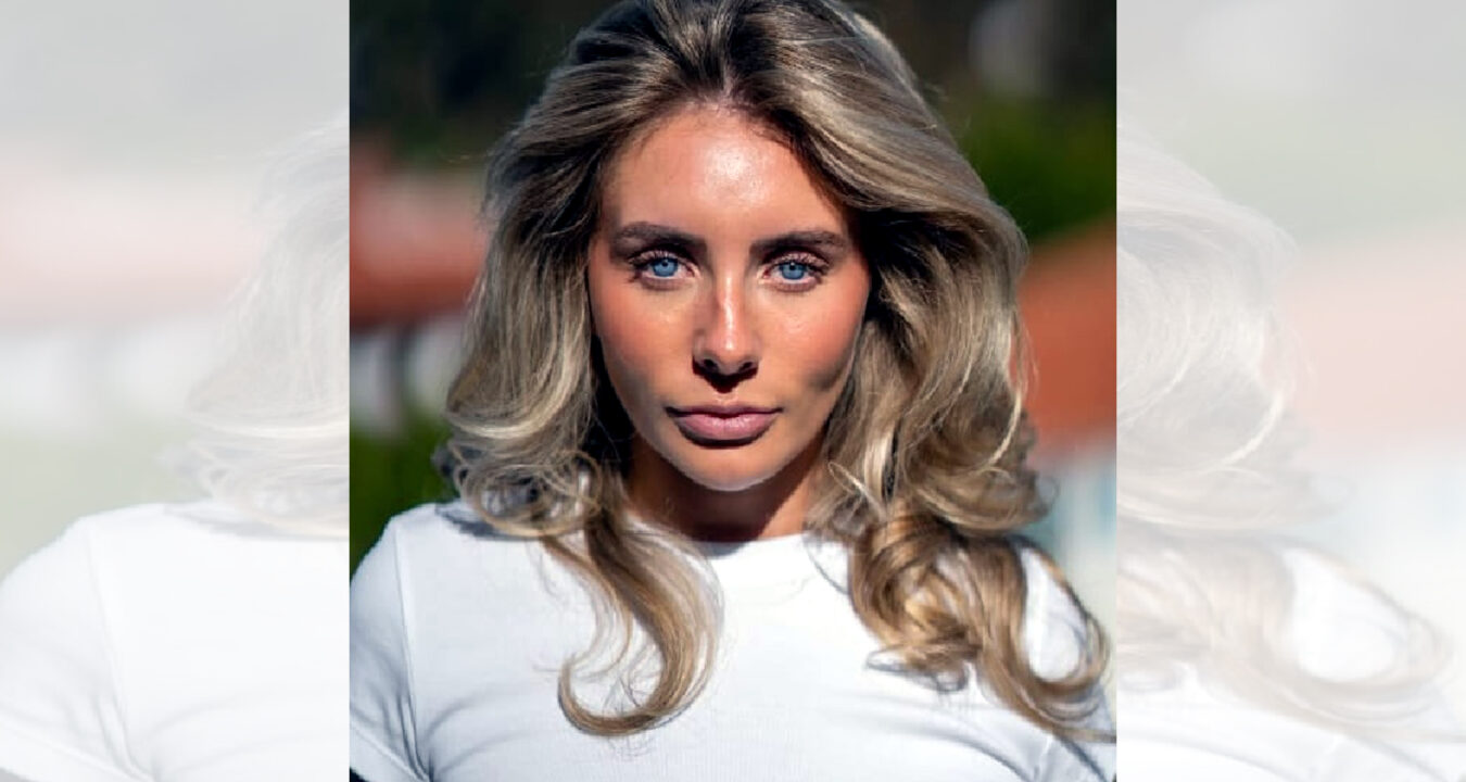 বনি ব্লু।