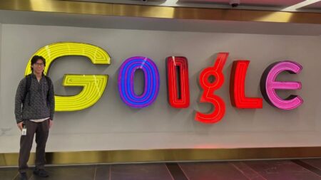 ব্রেকআপের পর গুগলের ২.৫২ কোটি টাকার চাকরি ছাড়ল যুবক গুগলে ২.৫২ কোটি টাকার চাকরি ছাড়লেন ২৭ বছর বয়সী যুবক সম্পর্ক ভাঙার পর