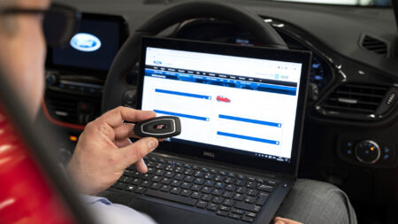 Toyota Highlander Theft Sparks Legal Action Against 13 Carmakers