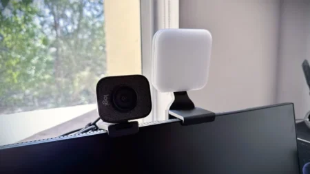 Logitech Litra Glow: Price in Bangladesh & India with Full Specifications Logitech Litra Glow