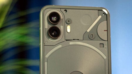 Nothing Phone নিয়ে কেন এত আলোচনা : ডিজাইন, দাম ও ফিচার! Nothing Phone