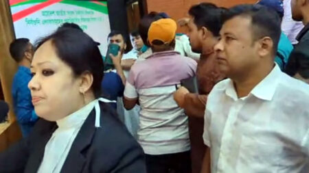 পাল্টাপাল্টি অভিযোগ