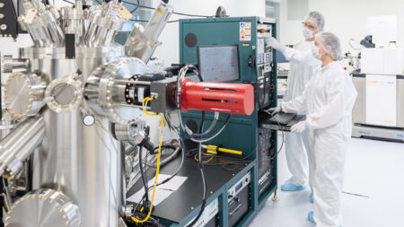 Scientists Achieve Time Reversal in Groundbreaking Research