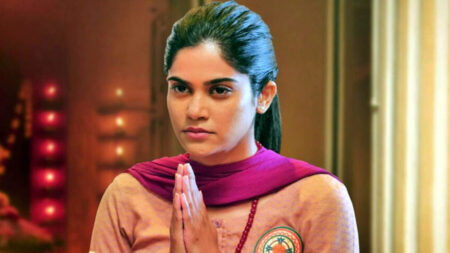 নতুন ওয়েব সিরিজ “সন্তুষ্টি” আসছে ওটিটিতে, রহস্য আর নাটকীয়তায় ভরপুর! ওয়েব সিরিজ