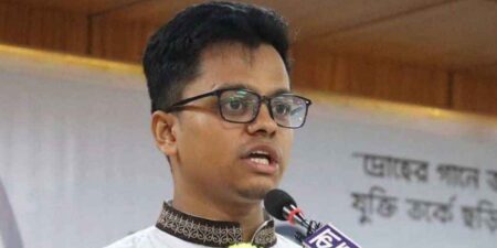 ডাকসুতে ফরহাদের প্রার্থিতা চ্যালেঞ্জ