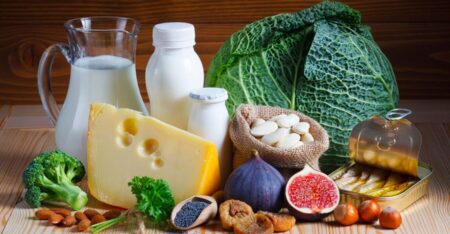 ক্যালসিয়ামের ঘাটতি মেটাতে নিয়মিত খান এই ৬ ধরনের খাবার calcium