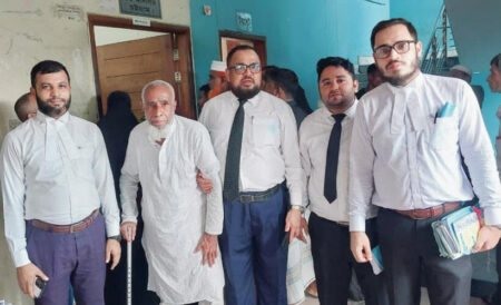 সম্পত্তি দখলের অভিযোগে সন্তানের বিরুদ্ধে বাবার মামলা chattogram