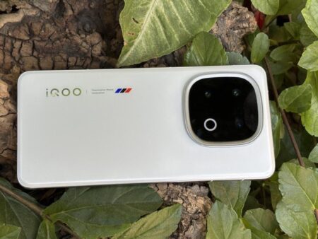 iQOO 13