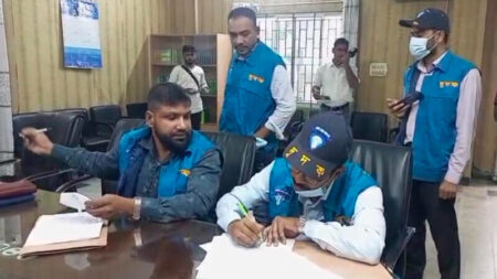 মাদারীপুরে দুই শিক্ষা প্রতিষ্ঠানে দুদকের অভিযান