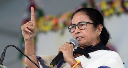 মুখ্যমন্ত্রী মমতা ব্যানার্জী