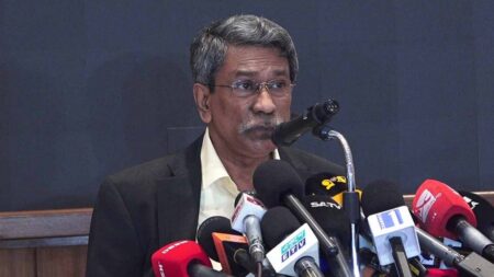 আলী রীয়াজ