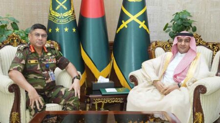 সেনাপ্রধানের সঙ্গে সৌদি রাষ্ট্রদূতের সাক্ষাৎ