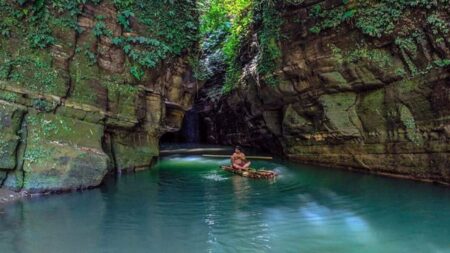 অজানা অফবিট ট্যুরিস্ট স্পট
