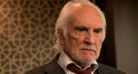 অস্কার মনোনীত ব্রিটিশ অভিনেতা টেরেন্স স্ট্যাম্প মারা গেছেন টেরেন্স স্ট্যাম্প